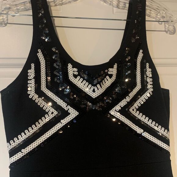 Express Black Dress with Sequin Detailing - Picture 3 of 9